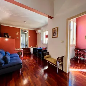 House Of Chariot - In The Heart Of Apartment Bologna